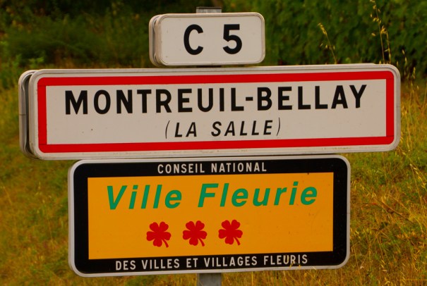 mbvillagesign