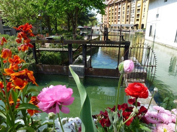 Some sort of old Sluice Mechanism