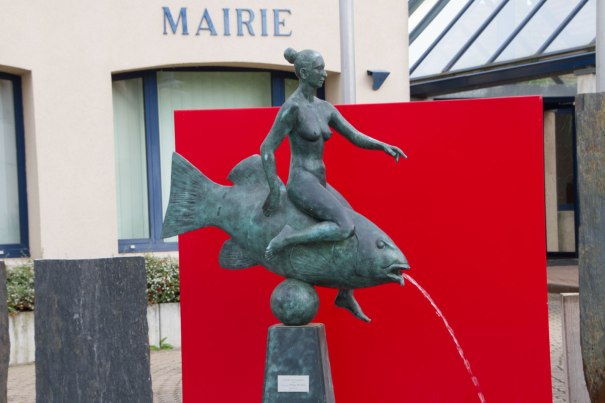 Sculpture in Volgelsheim