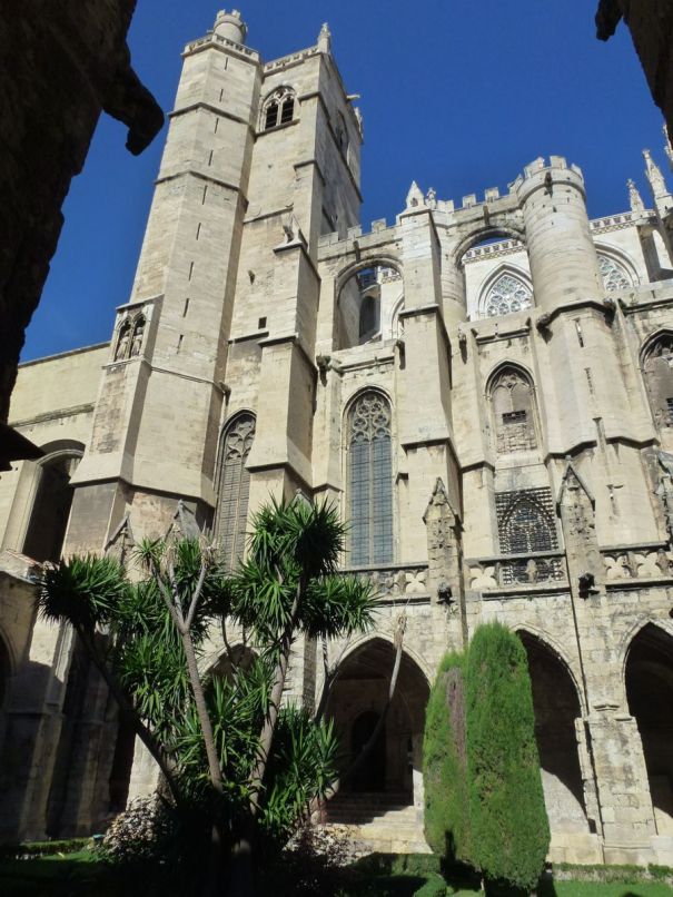 Cathedrale Saint Just et Saint Pasteur. 1272.