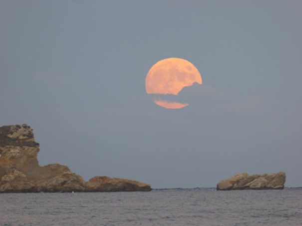 Moonrise over the Medes Islands